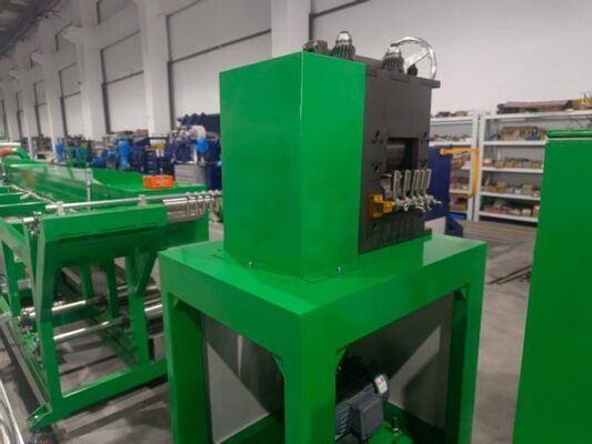 Halı Çekme ile Hassas Senkronizasyon, Doğru Kabartma Sağlar, Tercihen Entegre Kabartma Hattı Ünitesi