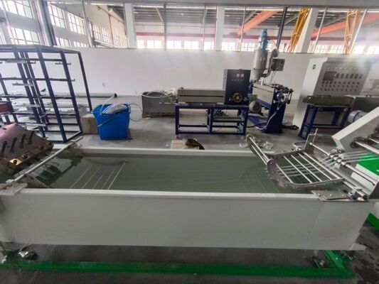 Gerçek Zamanlı Üretim Verisi Görüntüsü: Hız, Uzunluk, Gerginlik ve Sıcaklık