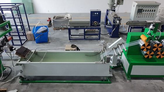 Küçük ve orta ölçekli üretim tesisleri için kompakt ayak izi PP hattı